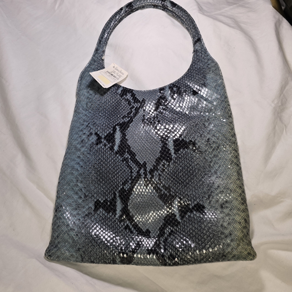 🎄SALE🎄 Neiman Marcus Blue Snakeskin Women's Purse NWT